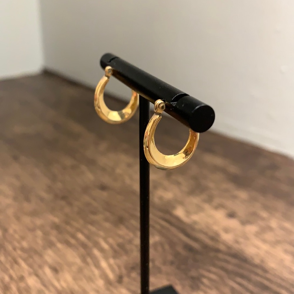 14k Gold Oblong Hoop Earrings